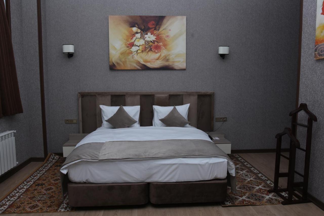 Xetai Naxcivan Palace Hotel מראה חיצוני תמונה